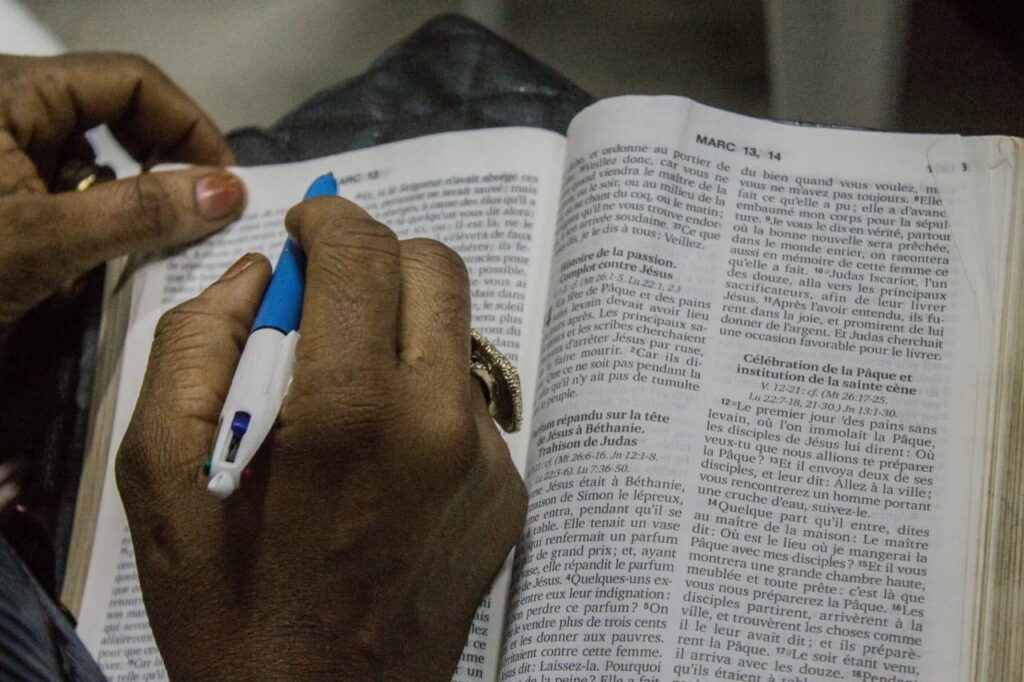 Membres de Lifeline International Ministries réunis